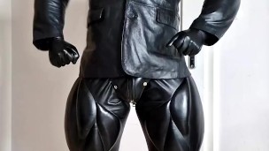 Muscle Suit Cosplay - powerfull Cumshout - Leather fetish