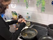 Lyalkamotanka👄 knows the secret of the perfect fried eggs with sausage🥰🍳 3/16