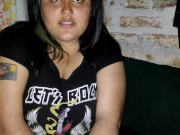 mi hermanastra es descubierta en tinder siendo una putita y pagara con una mamada