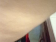 Espiando al novio de mi madre 3/16