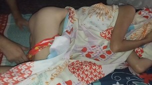 De mañanita le meto toda mi verga a mi querida hermanastra, ella sabe darme cariño