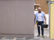 Yenifer Chacon Is In For Some Steamy Fuck With Big Dick Plumber - LETSDOEIT 1/16