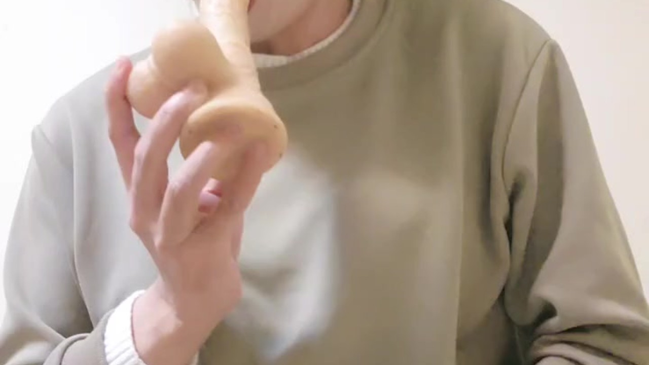 【Shemale】blowjob, orgasm with hand - RedTube