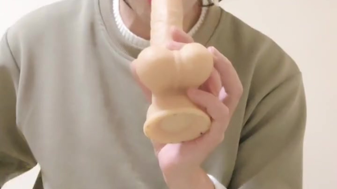 【Shemale】blowjob, orgasm with hand - RedTube