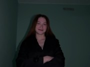 Приехала голая к парню, но потрахалсь в подъезде с соседом 5/16