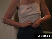 Lauren Phillips CAUGHT MASTURBATING With Roomie's Dildo 4/16