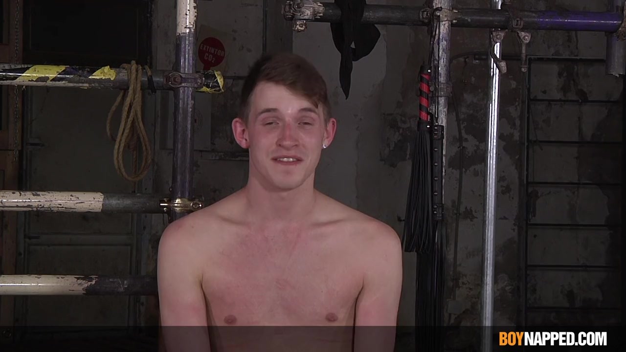 Dom Xavier Sibley Pours Molten Wax On Twink Taylor Mason - 無料セックスビデオ - RedTube