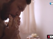 Ninfomana de culo blanco folla brutalmente a su vecino de pene grande 15/16