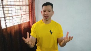 Fotografo termina dandole verga a pelo a estudiante del curso! en la noche jugando juego de prendas!