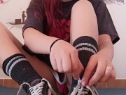 Rieche an meinen stinkigen Schuhen, Socken und Füßen 5/16