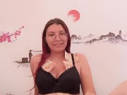 Deine Finanziell dominierende Herrin vergnügt sich an deinem Geld 11/16