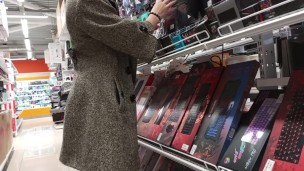 electronics store May 2024