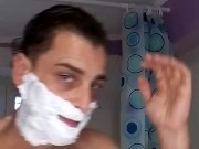 Mi faccio la barba è vi svelo un segreto che è più forte di un orgasmo 3/16
