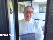 Lifeselector -Pussy Play With Lilly Bell 8/16