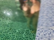سکس با نفر سوم تو استخر کیر کلفت داخل آب میکنه منو - Screenshot 7 of 16 - Pool