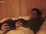 mi hermanastro entra a mi cuarto y se de que mis se van y hace e me coma su verga 5/16