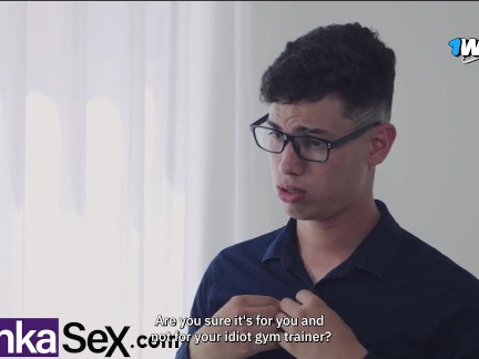 Historia real de cornudo engañado por su esposa latina mientras lee una revista