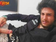 Güzel Kızını Sikiyor 3/16