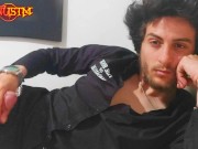 Güzel Kızını Sikiyor