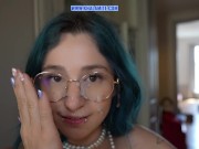 Ma voisine nympho me fait visiter son appartement et sa chatte poilue - Française ALT Baise Hard 16/16