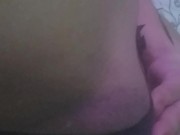 Bucetuda batendo siririca escondida 9/16