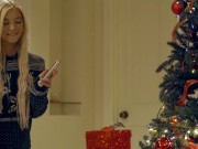 Foreign Nude New Stepsis Emily Mayers is Determined to get a Peak at Stepbros Cock -S20:E6 1/16