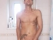 Mi doccio e mi faccio un mega segone con tata sborra calda che schizza 7/16