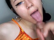 Cum on the small tits of the college girl 1/16