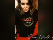 Playing with my pussy in the bathroom for you 11/16