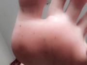 Füße, Erniedrigung, stinkigen Sohlen: ich mache dich zu meinem Fuß sklaven und mache dich runter 4/16