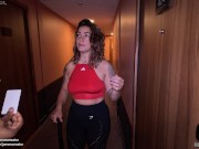 Une Française Au Gros Cul Trompe Son Mec, Chopée En Train De Se Masturber Et Défoncée Par Son Coloc 2/16