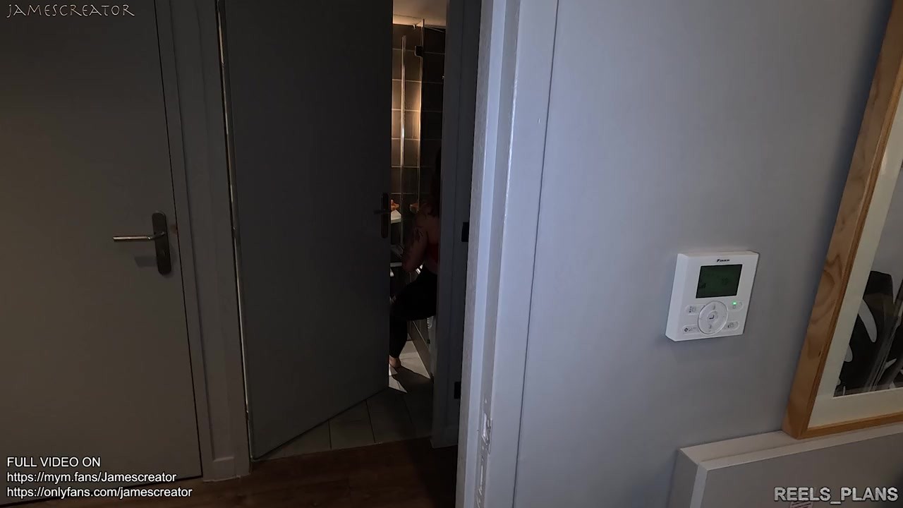 Une Française Au Gros Cul Trompe Son Mec, Chopée En Train De Se Masturber Et Défoncée Par Son Coloc - 無料セックスビデオ - RedTube