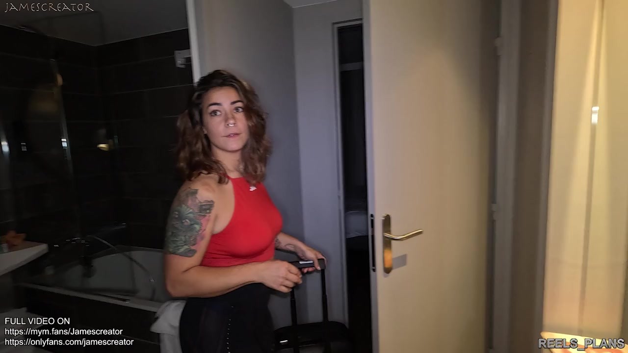 Une Française Au Gros Cul Trompe Son Mec, Chopée En Train De Se Masturber Et Défoncée Par Son Coloc - 無料セックスビデオ - RedTube