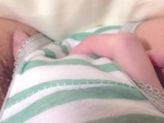 濡れ音すごすぎ♡剛毛素人が喘ぎまくり指オナニー♡しましまパンティの中でイっちゃう♡【個人撮影】 10/16