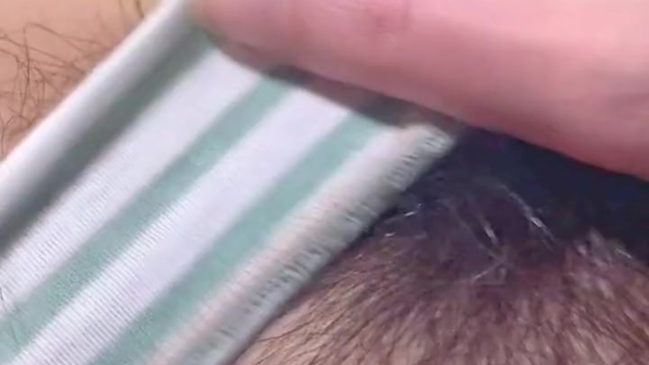 濡れ音すごすぎ♡剛毛素人が喘ぎまくり指オナニー♡しましまパンティの中でイっちゃう♡【個人撮影】 - Free Sex Video - RedTube