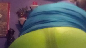 Twerking my Big Juicy Booty