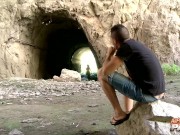 cock sucking in a seedy tunnel 2/16