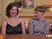 Ersties - Heiße Dildo Action mit deutschen Babes 3/16