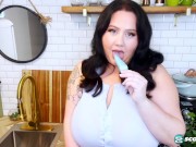 Big Tits Hottie Amber Marie 4/16