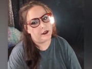 Smoking Girl Live Stream Chatting - Screenshot 14 of 16 - Smoking