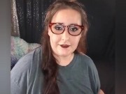 Smoking Girl Live Stream Chatting - Screenshot 15 of 16 - Smoking Fetish
