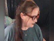 Smoking Girl Live Stream Chatting - Screenshot 4 of 16 - Smoking