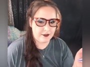 Smoking Girl Live Stream Chatting - Screenshot 5 of 16 - Smoking Fetish