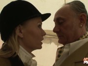 bushy pussy oral tongue play for carloine 3/16