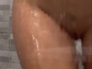 Красивая блондинка принимает душ - Screenshot 3 of 16 - ЭРОТИКА