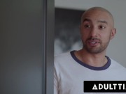 Kimmy Kimm Fucks Spying Roommate Oliver Davis! 4/16