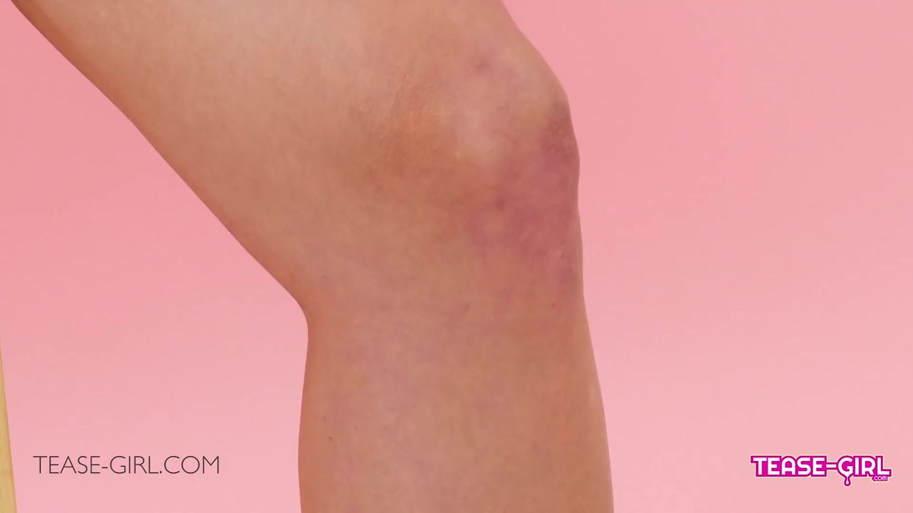 beautiful Blonde Model shoots cum at casting - Free Sex Video - RedTube