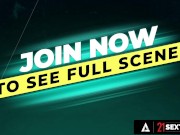 Steamiest Lesbian Threesome With The Hottest Girls 7/16