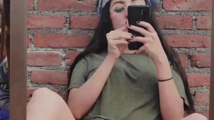 le gusta que la vean