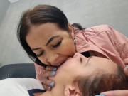 Kissing Extreme - Long Tongue Deepthroat 2/16